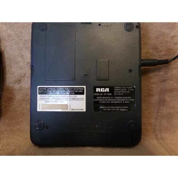 RCA Portable CD Player with ESP - Picture 4 of 9